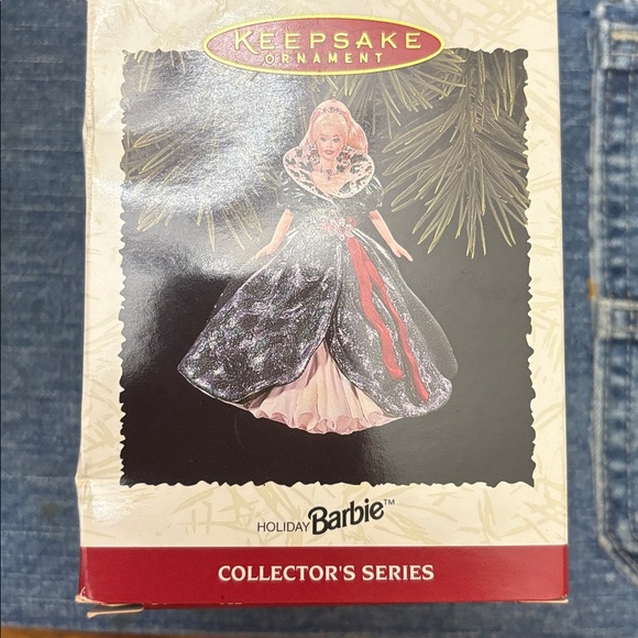 Vintage‎ 1995 Holiday Barbie Hallmark Keepsake Christmas Ornament #3 in Box - Picture 7 of 14